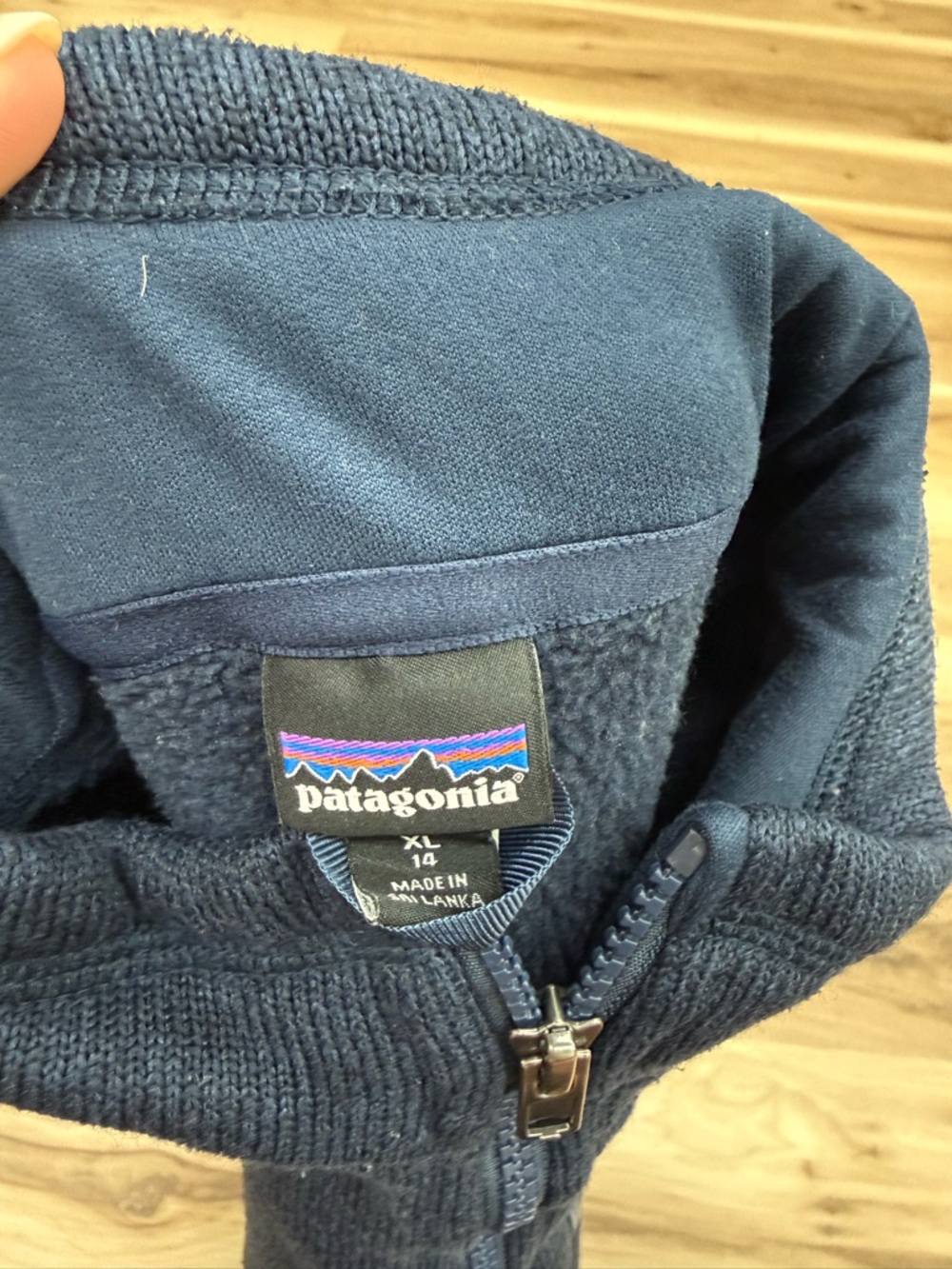 Patagonia Boys Navy Half-Zip Fleece Pullover AA20 - Picture 4 of 5